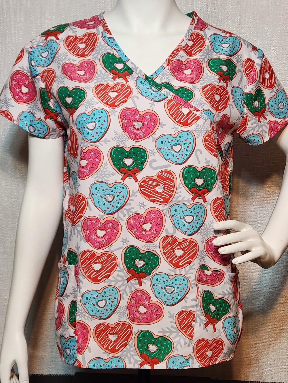 Cassandra O Donuts Scrubs Top Lightweight Small